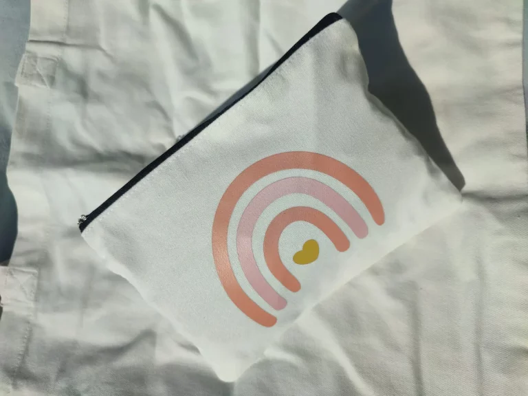 trousse arc en ciel