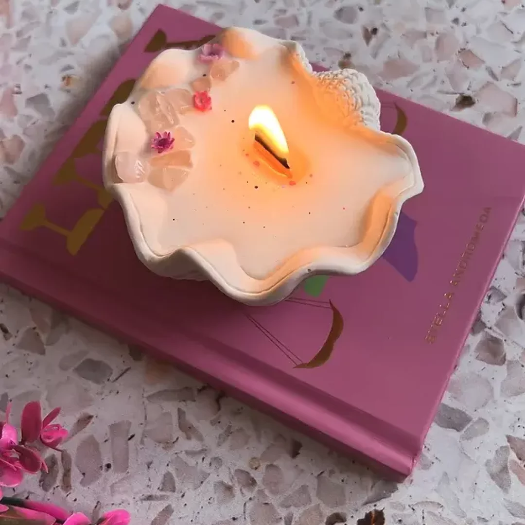 Coquille de Jasmonite : Éclairage Sensuel Inspiré de la Mer