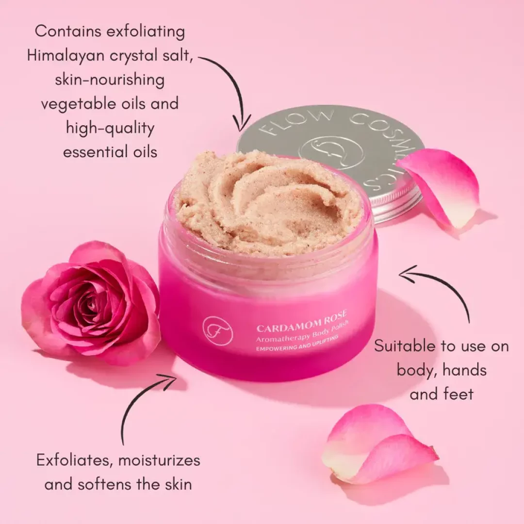 Gommage corporel à la rose et à la cardamome