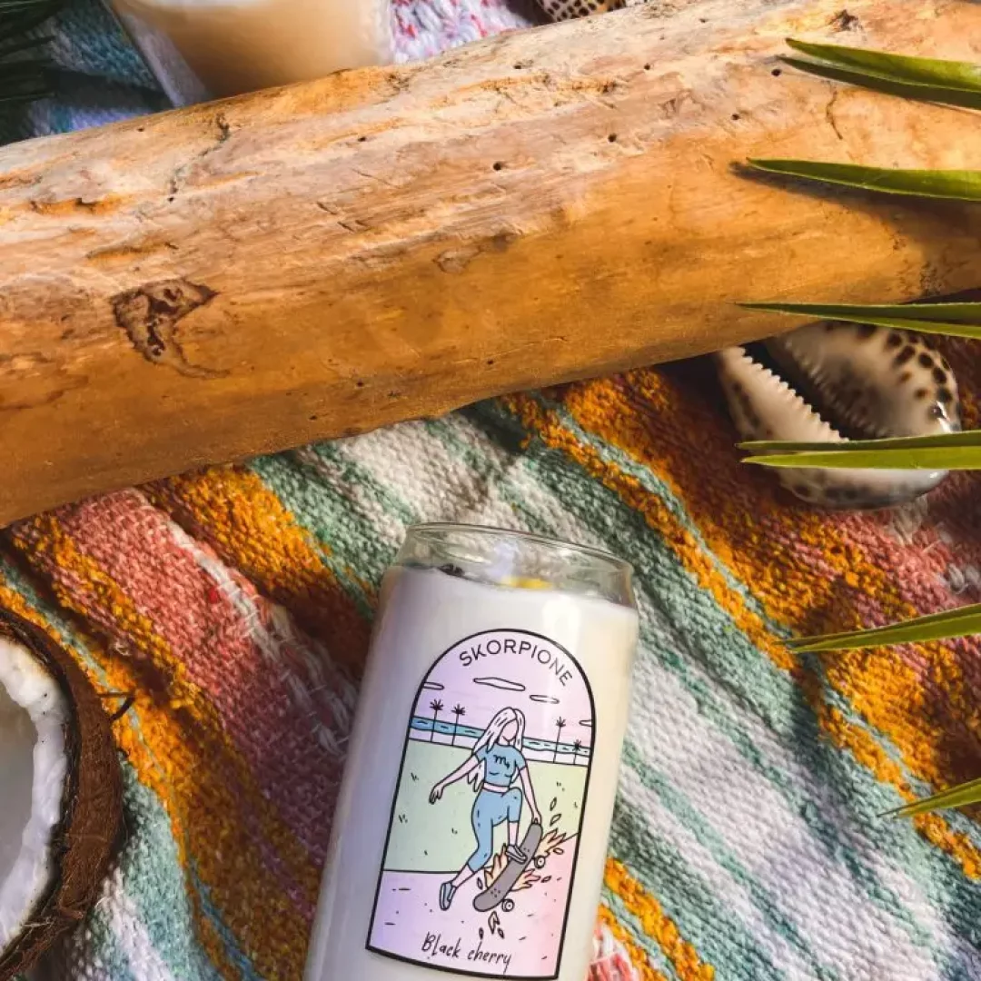 bougie parfumée avec signe astro